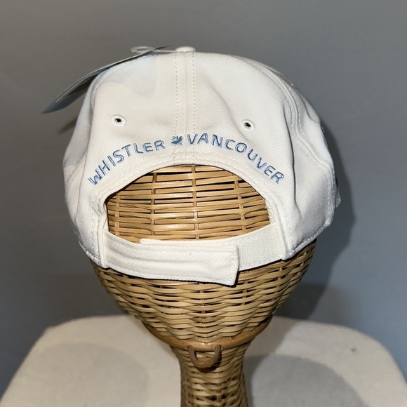 Olympic Baseball Hat 2010 - Picture 3 of 7